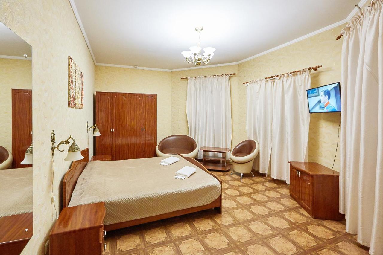 Hotel Barbaris Kiev Ngoại thất bức ảnh